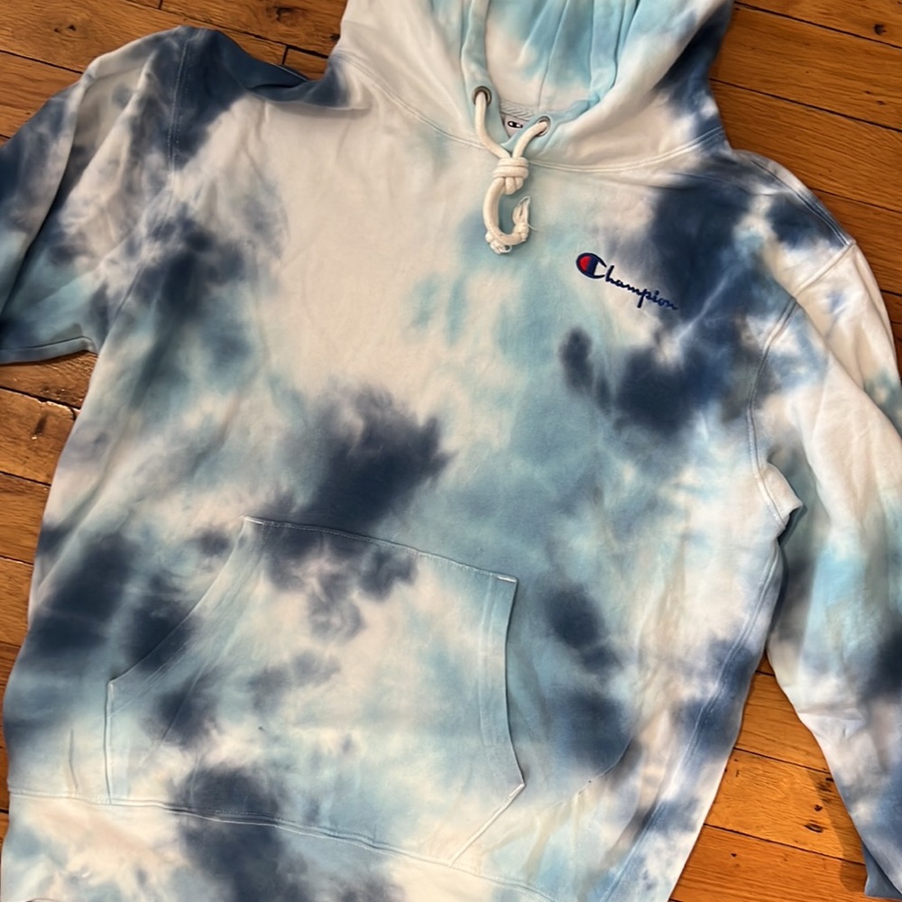 Champion tie dye pullover